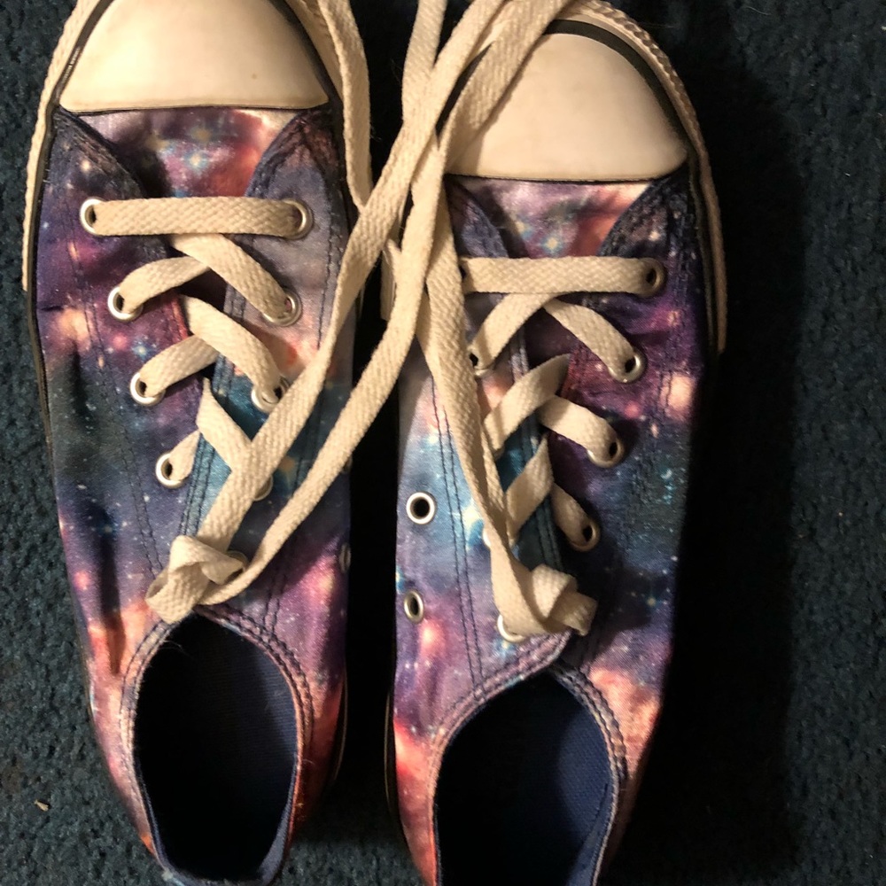 Girls shoes